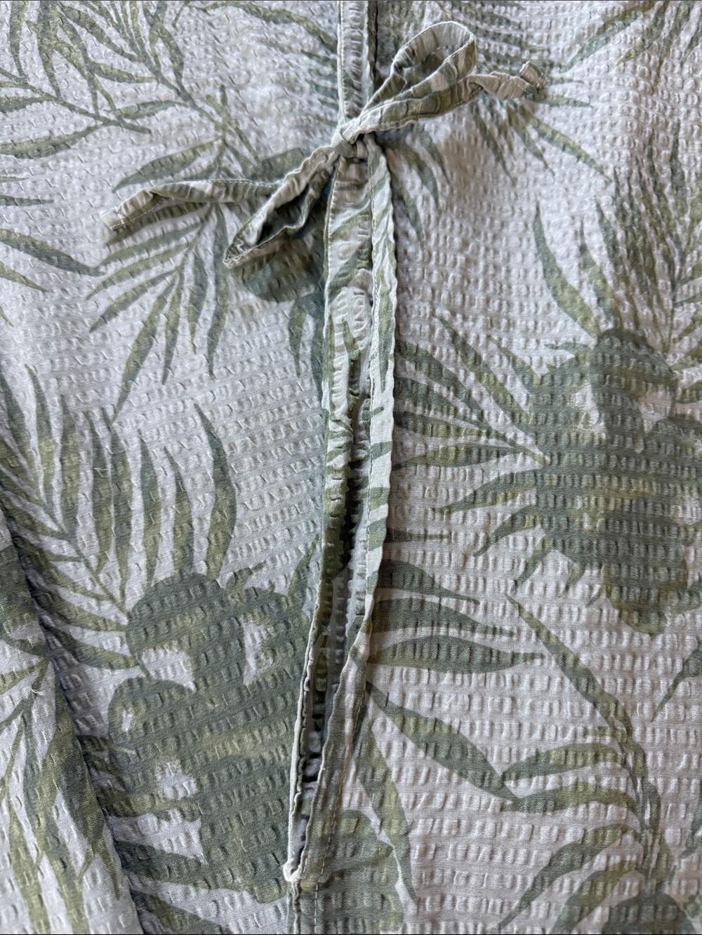 Tommy Bahama Green Tropical Leaf and Floral Duvet Cover - Picture 5 of 5